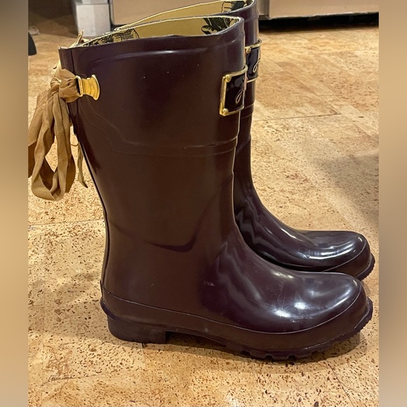 Joules Evedon Womens Short Rain Boots Gloss Burgundy  w/ Yellow Ribbon 7 US - Picture 7 of 16